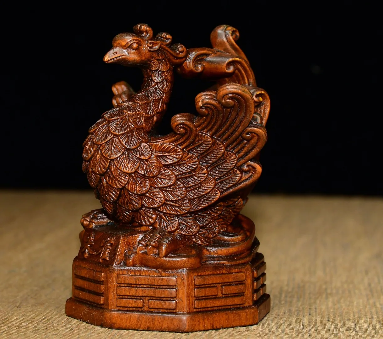 Collection Old Boxwood wood carving Vermilion Bird Divine Beast Statue Bagua base Study Amass wealth Ornaments Town house