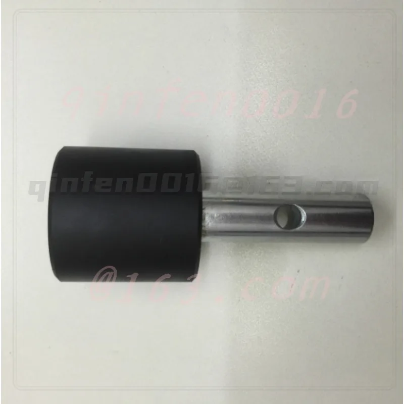 : Machine à démonter les pneus