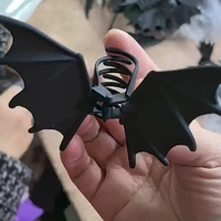1Pcs Halloween Hair Accessories Metal Bat Hair Clips Black Color Cute Fashion Shark Clip For Women Girl Headwear Gifts
