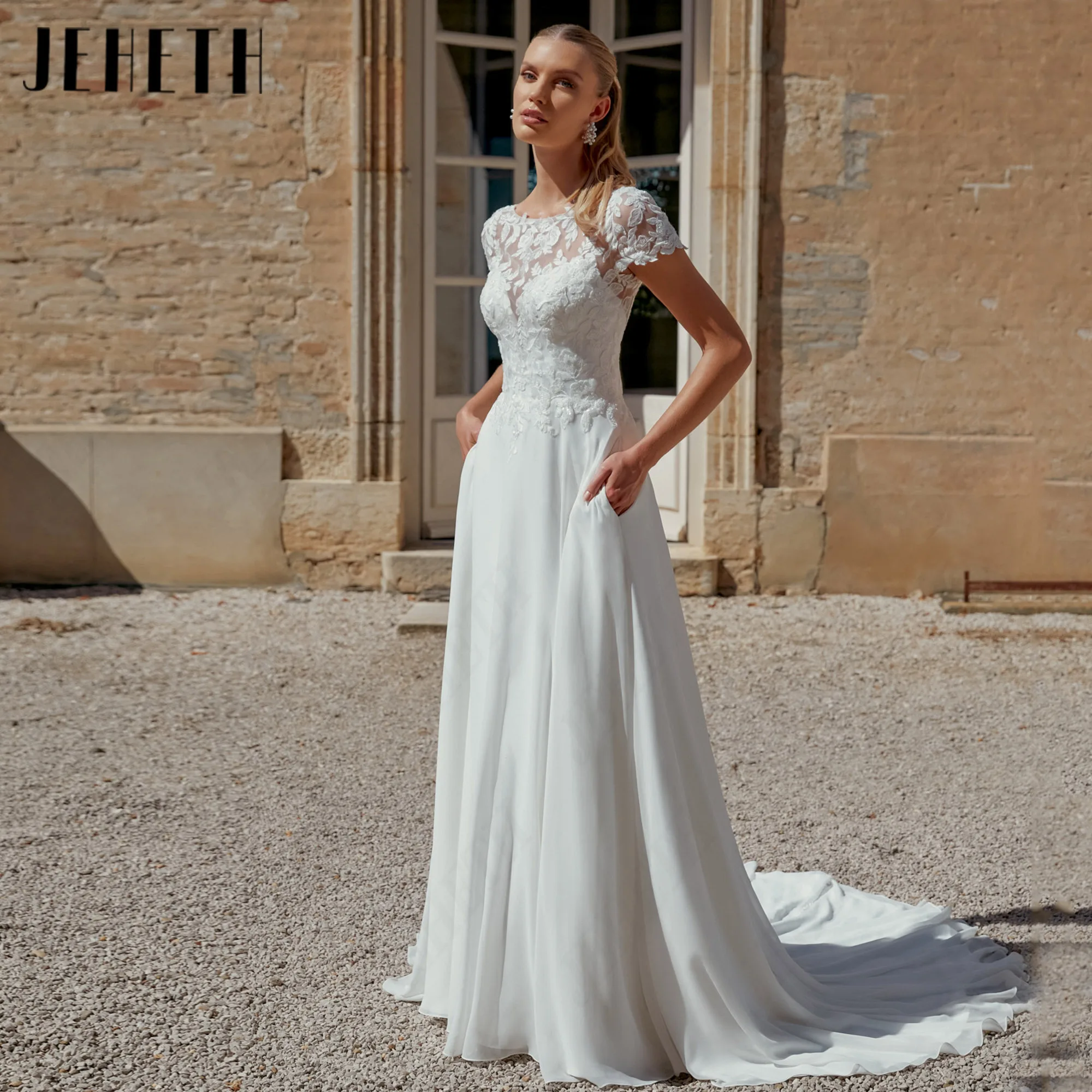 JEHETH Chiffon Customized Scoop Neck Wedding Gown Bohemian A-Line Lace Appliques Bride Dresses Backless Court Train Elegant