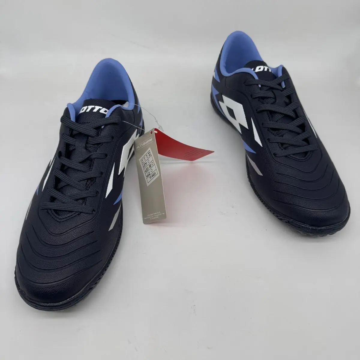 Summer hot sale outdoor unisex professional wear-resistant training soccer shoes long and short spikes sports shoes Suitable for