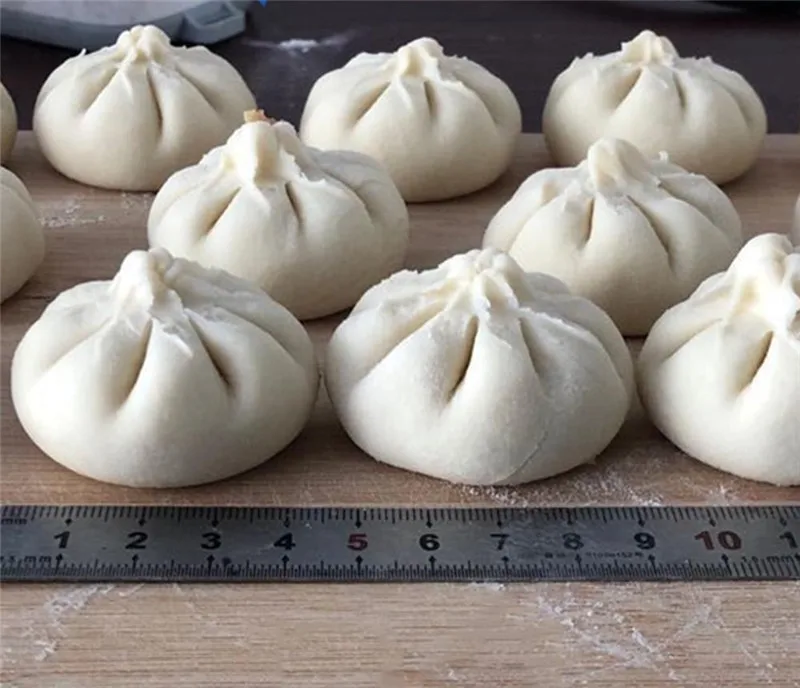 Commercial Chinese Baozi Maker Automatic Momo Steamed Stuffed Bun Making Machine
