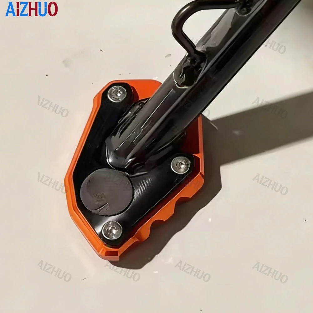 690 SMC R Kickstand Enlarger For 690 SMC R 690 Enduro R 2019-2021 2022 2023 2024 2025 2026  Foot Side Stand Extension Plate Pad