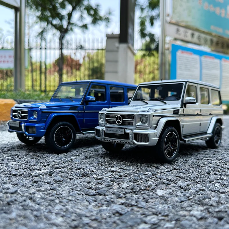 AUTOART 1:18 Mercedes AMG G63 2017 Car model SUV Personal collection of holiday gifts