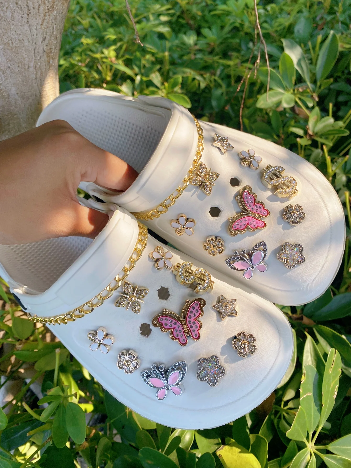 22 pink butterfly US dollar small white flower five-pointed star chain ABS resin shoe clasps, DIY decoration, suitable for women