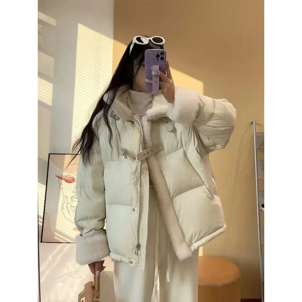 2025年冬向け新作レディース高級ダックダウンコート、スタンドカラーパファージャケット、厚手暖かい女性用フェザーパーカー、スノーアウターウェア