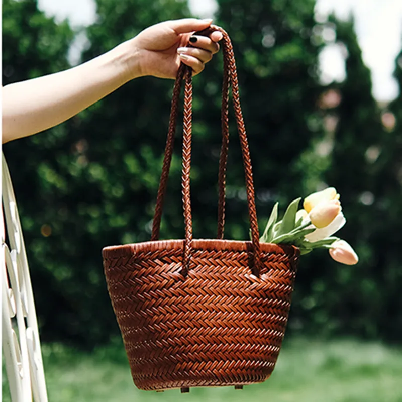 Vintage Cowhide Head Layer Braided One Shoulder bucket Bag  leather Handmade Vegetable Basket Bag Travel Beach Tote Bag