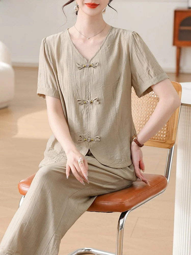 

New Chinese Sle Summer Outfit Set for Mom Cotton Linen ort Sve Top And Pants Women's Faion Loose Fit V-Ne Two-Piec...