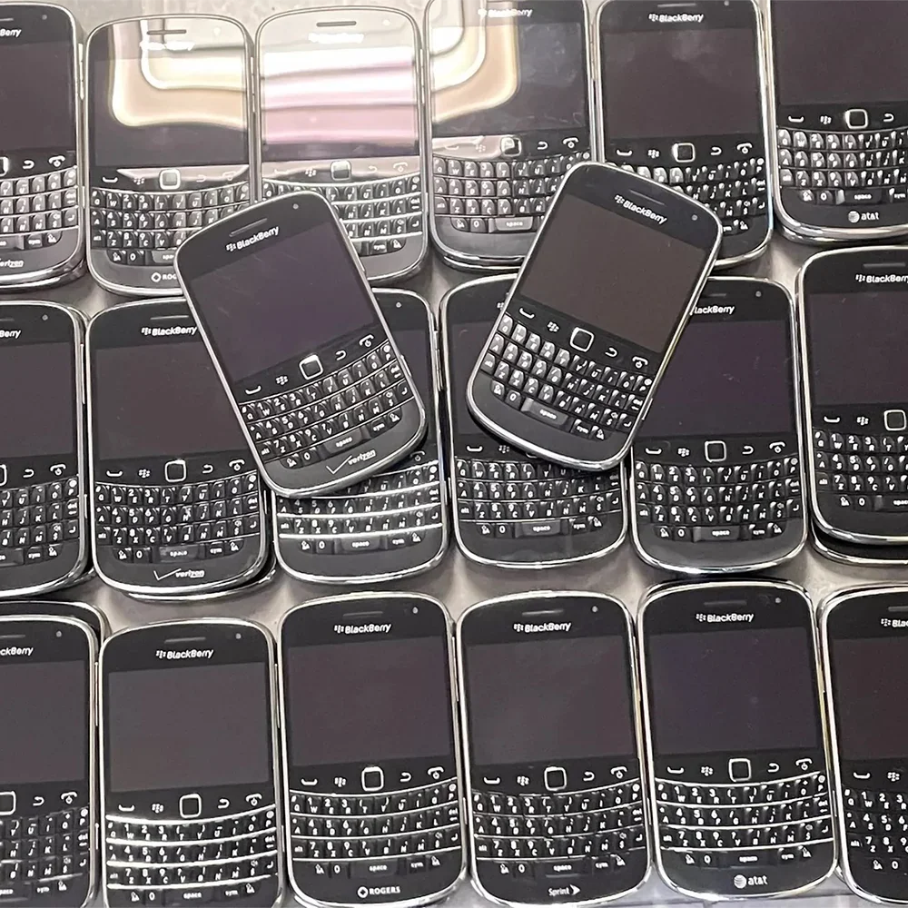 الأصلي Blackberry 9900 الهاتف الخليوي المحمول QWERTY لوحة المفاتيح GSM 2G 3G شبكة 2.8 "شاشة تعمل باللمس واي فاي مقفلة الهاتف الذكي #3