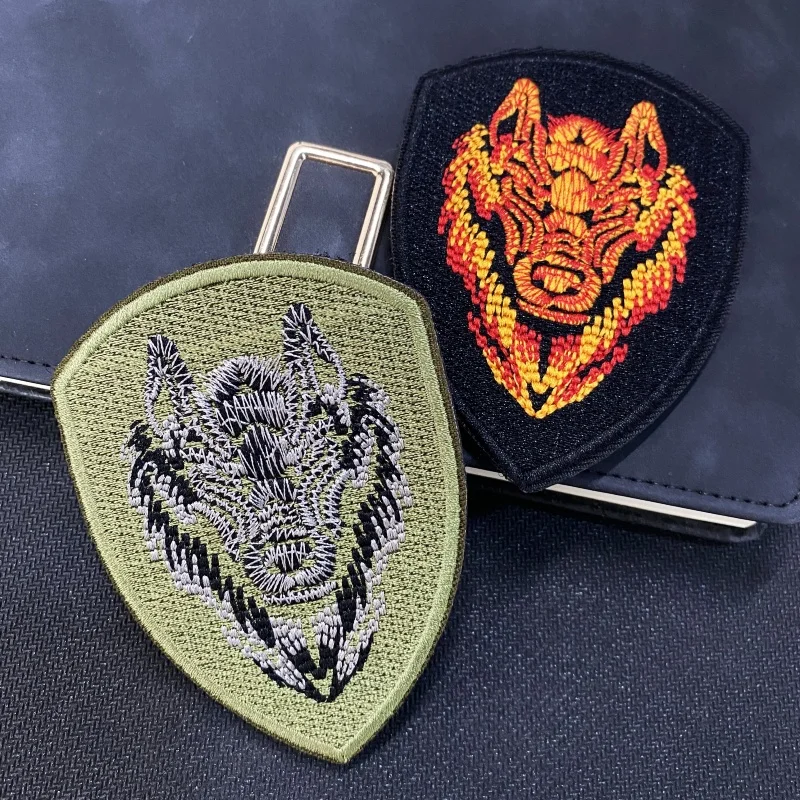 

Tactical Chevron Wolf Embroidery on Clothes Hook and Loop Patches Personality Morale Badge Patch Military Backpack Stickers