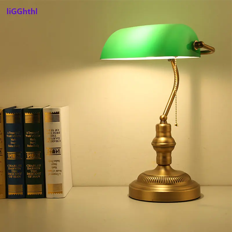 Classical Banker Table Lamp Vintage LED Lamp with Pull Switch Green Glass Lampshade Desk Light Decor Home Study Bedroom Reading