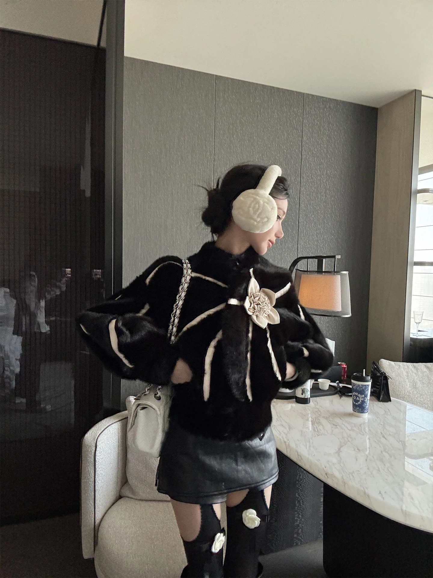 

ChiclyNana Spicy Girl Faux Fur Jaet ort Fluffy Women's Coat Plant Floral Pattern Eco-friendly Long Sve Stand Fit