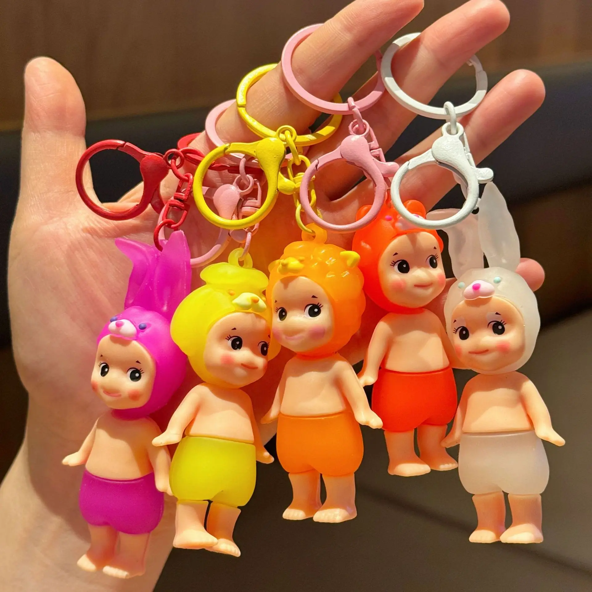 Sony Angelscute little doll cartoon figure keychain Papa doll keychain, student bag pendant, trendy toy figurine, cute pendant