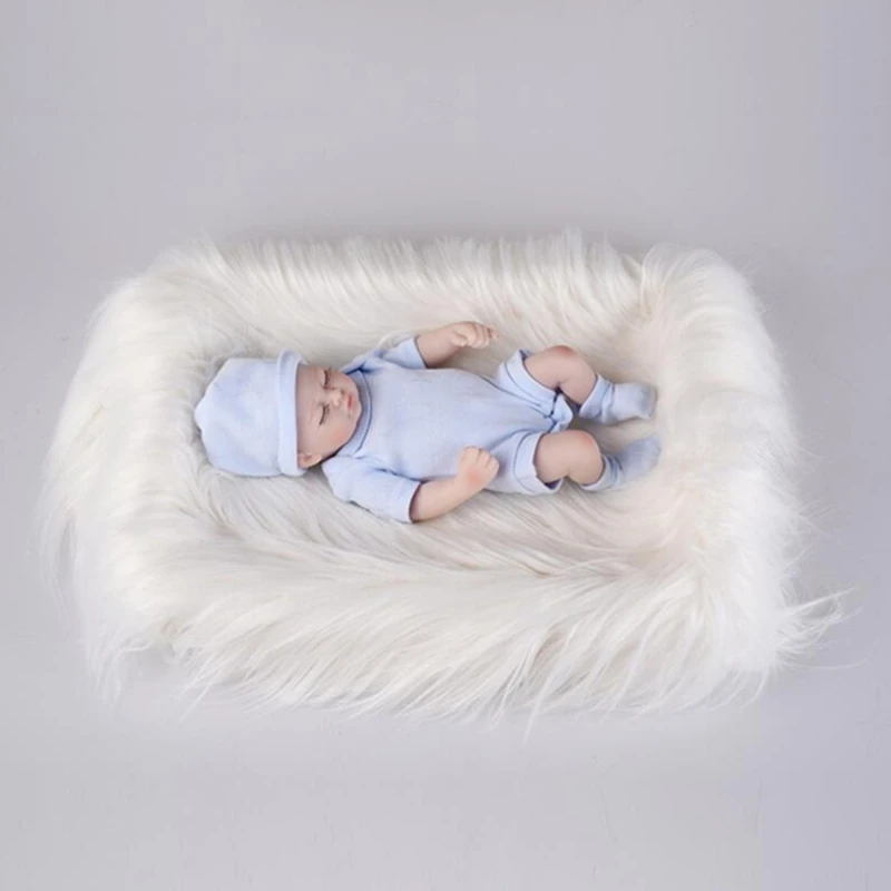 60 x 50cm Newborn Baby Infant Photo Blanket Fake Fur Rug Blankets Plush Photography Background Props Basket Stuffer Filler