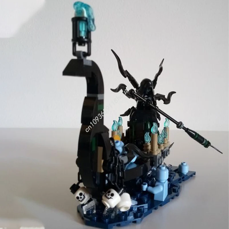 231 elementów MOC Souls Ferryman Boat Model Klocki Konstrukcyjne Zabawki Modułowe Edukacja dla Dzieci Architektura DIY Prezenty Świąteczne