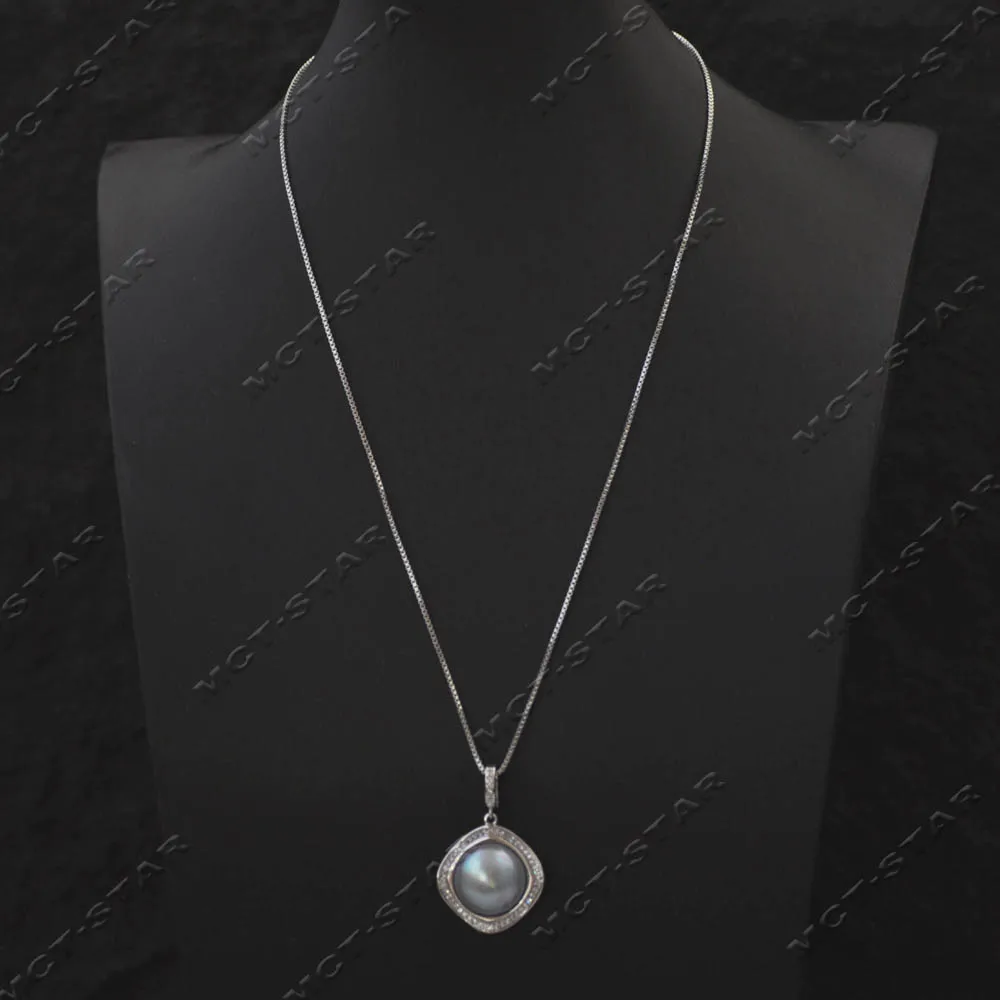 

Кулон MCT·STAR Natural Real, 23 мм, серый, из жемчуга Мабе из Южных морей, квадратный, с фианитами (Z14414)