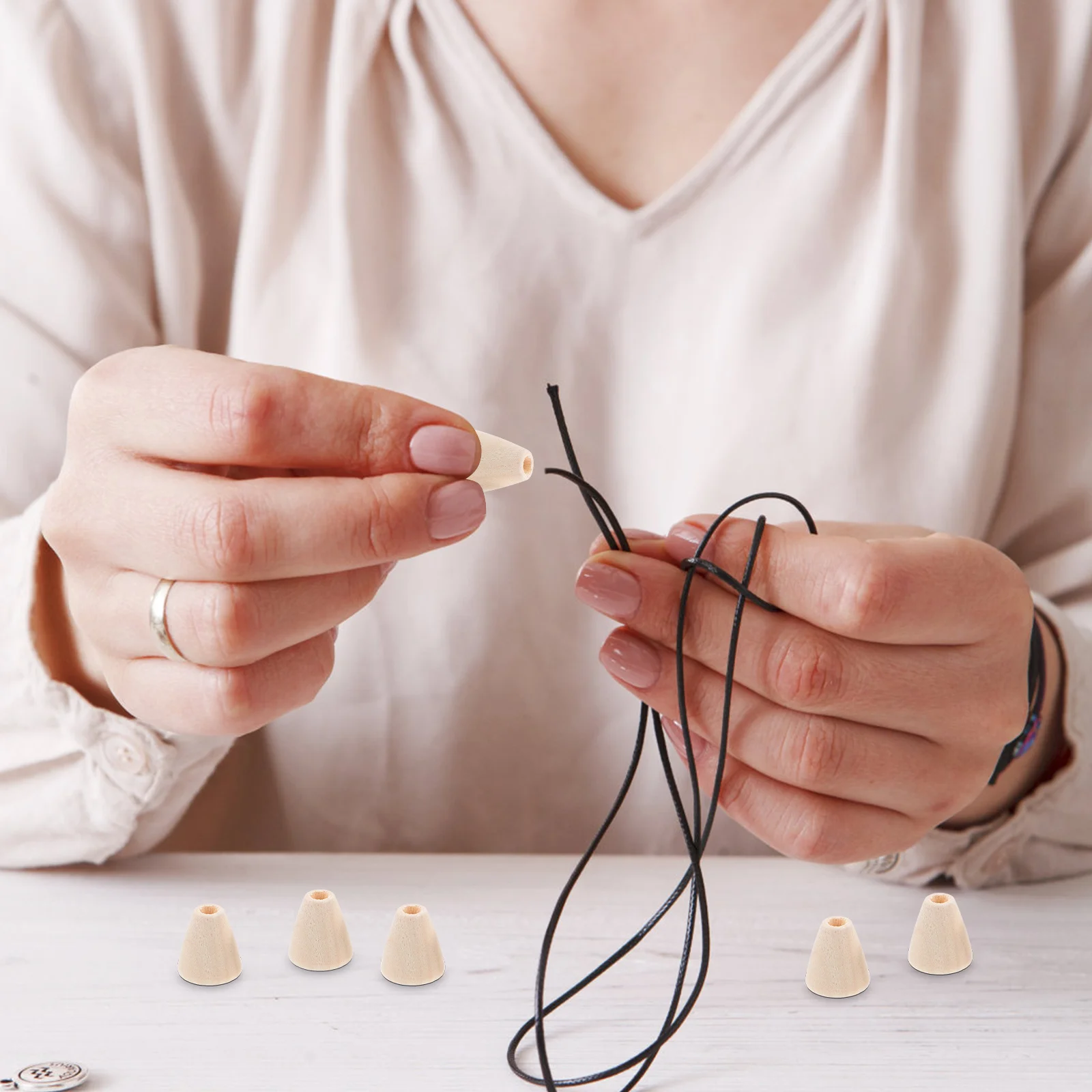 Perles en bois en forme de cône, 100 pièces, kit de fabrication de bijoux, bracelet, fournitures artisanales, créatif, sûr pour les enfants, les adultes et les filles