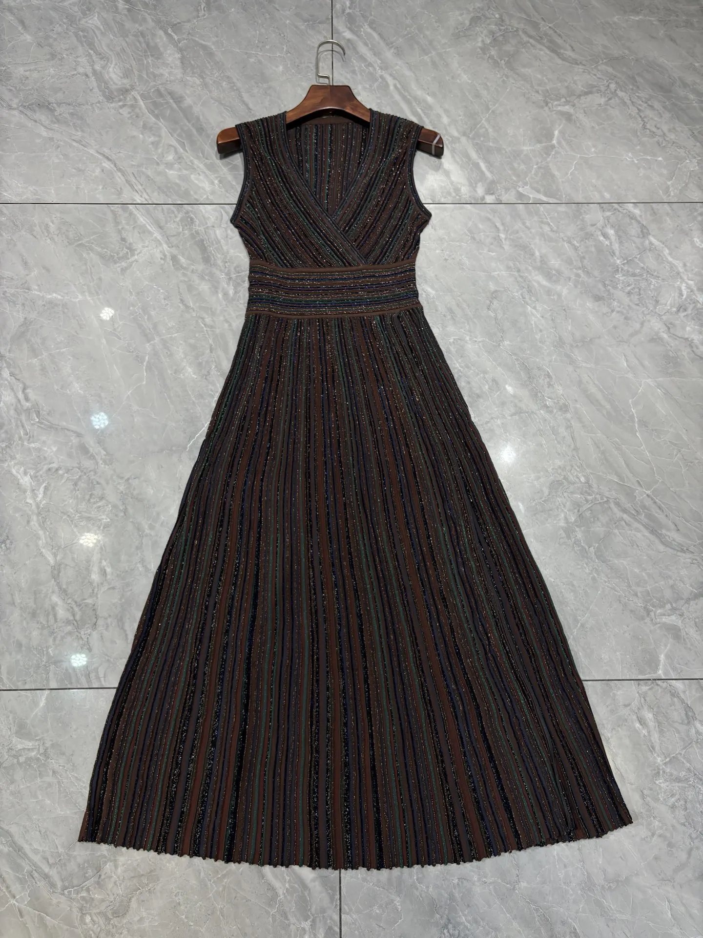 Two Color Optional Women's Sequins Knitted Dress V-neck Sleeveless High Waist Fashionable Long Dresses