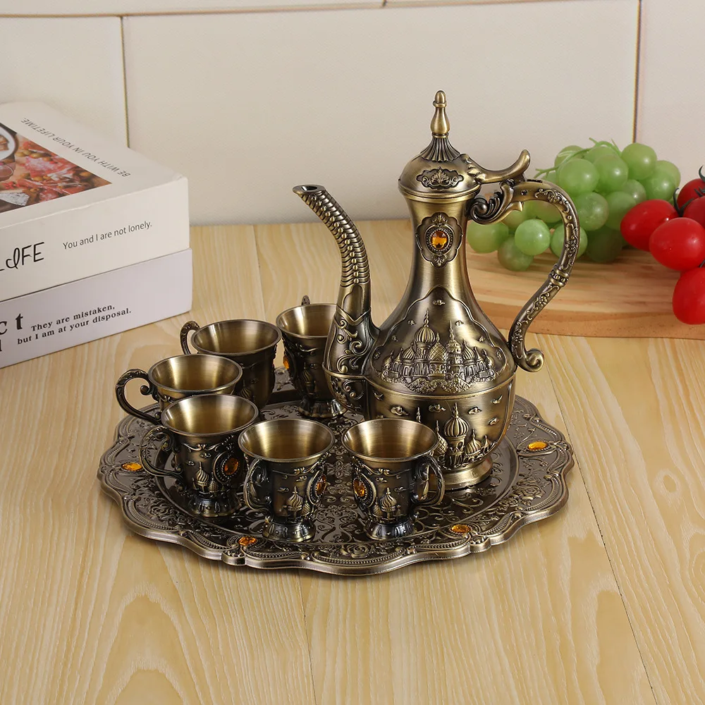 

New bronze eight-piece wine set high-end wine set creative home wine glass hotel banquet table