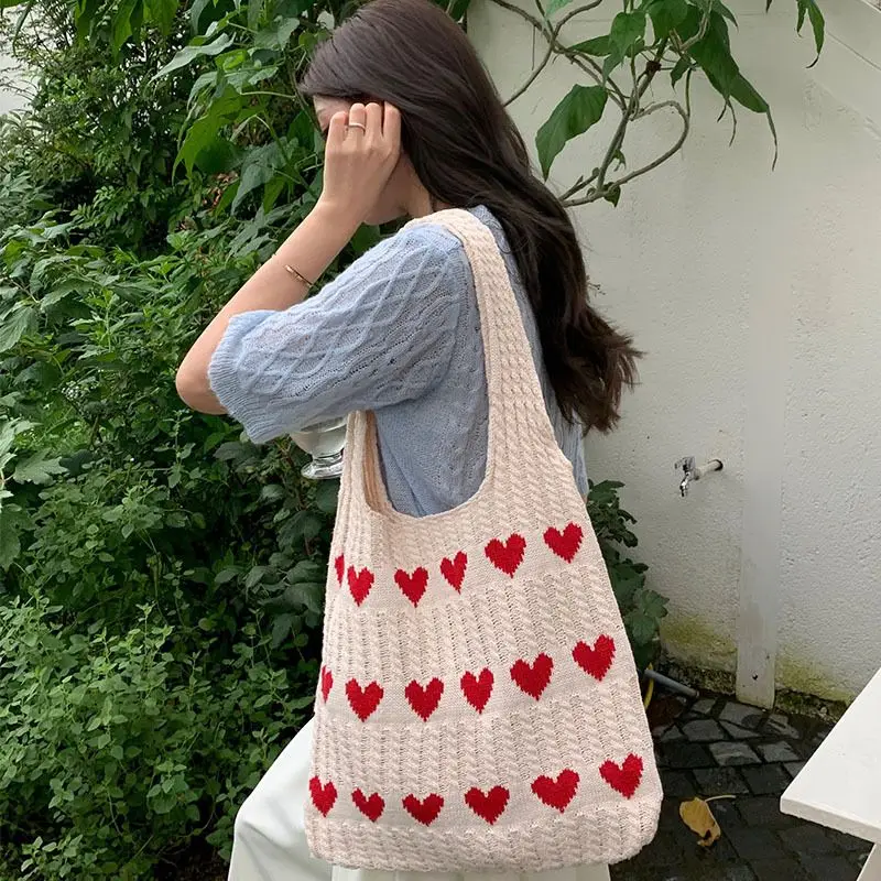 Women's Handbag Lovely Heart Shaped Gentle Knitted Designer Woven Handheld Shoulder Bag Shopping Casual Tote Grocery Bags