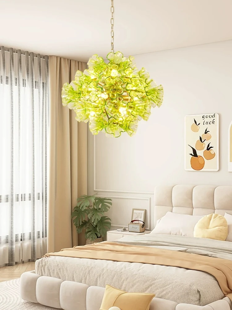Modern medieval style dining room bedroom flower shaped glass pendant light, luxurious and minimalist living room pendant light