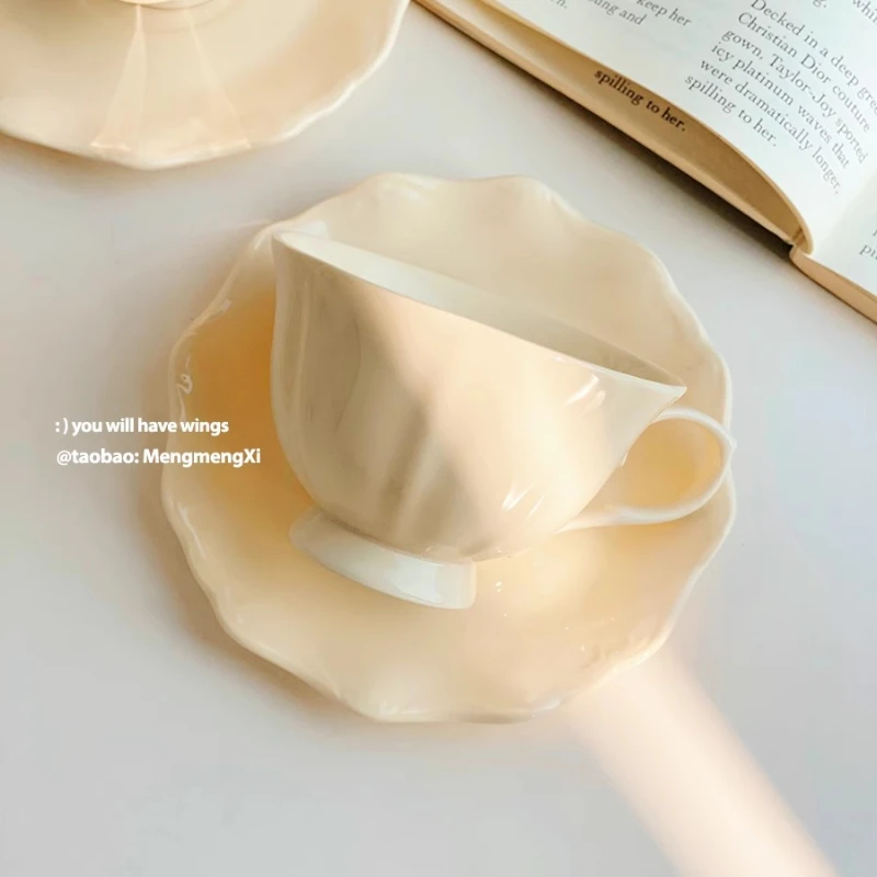 فنجان شاي أخضر وصحون مجموعة ميسوني أكواب لطيفة للقهوة الفاخرة تانيا Bulhoes كوب تكنولوجيا الفخار مع طبق زوج القدح الناعم