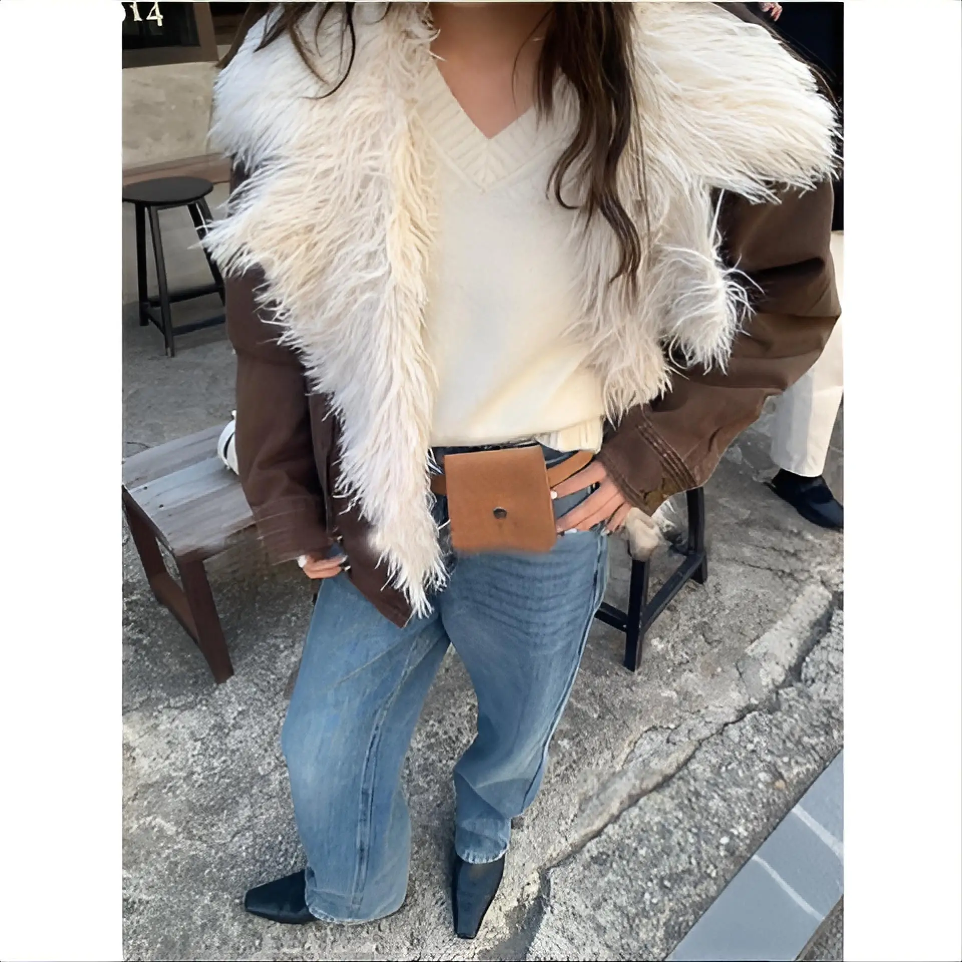 

Джинсовое пальто для женщин с хутряной толстовкой, плюшевая женская осенняя элегантная куртка в академическом стиле, в городском офисе, впитывающая влагу, нечеткая куртка