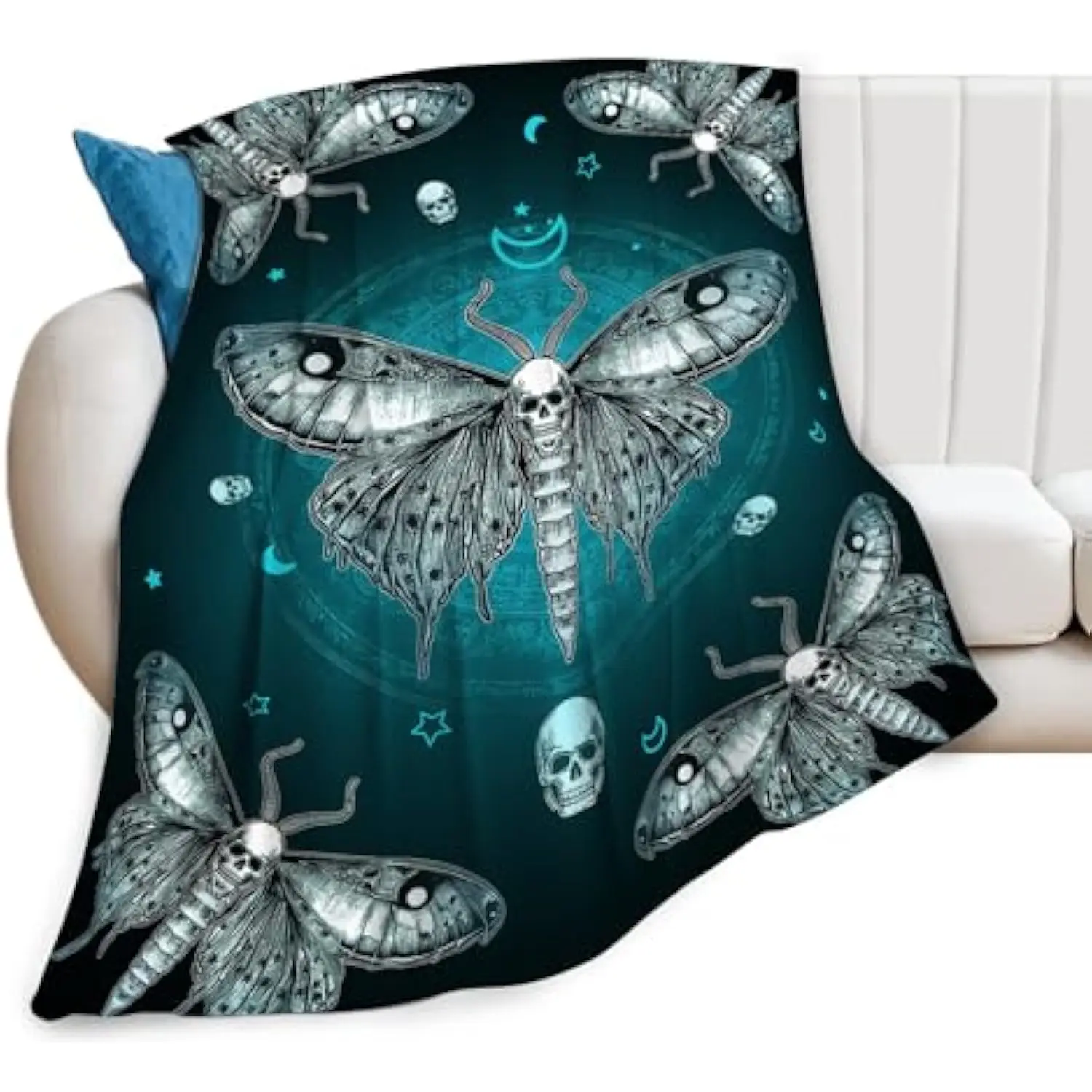 

Gothic Skull Moth Flannel Throw Blanket Dark Witchy Occult Cozy Soft Fleece Blanket for Couch Sofa Bed Decor