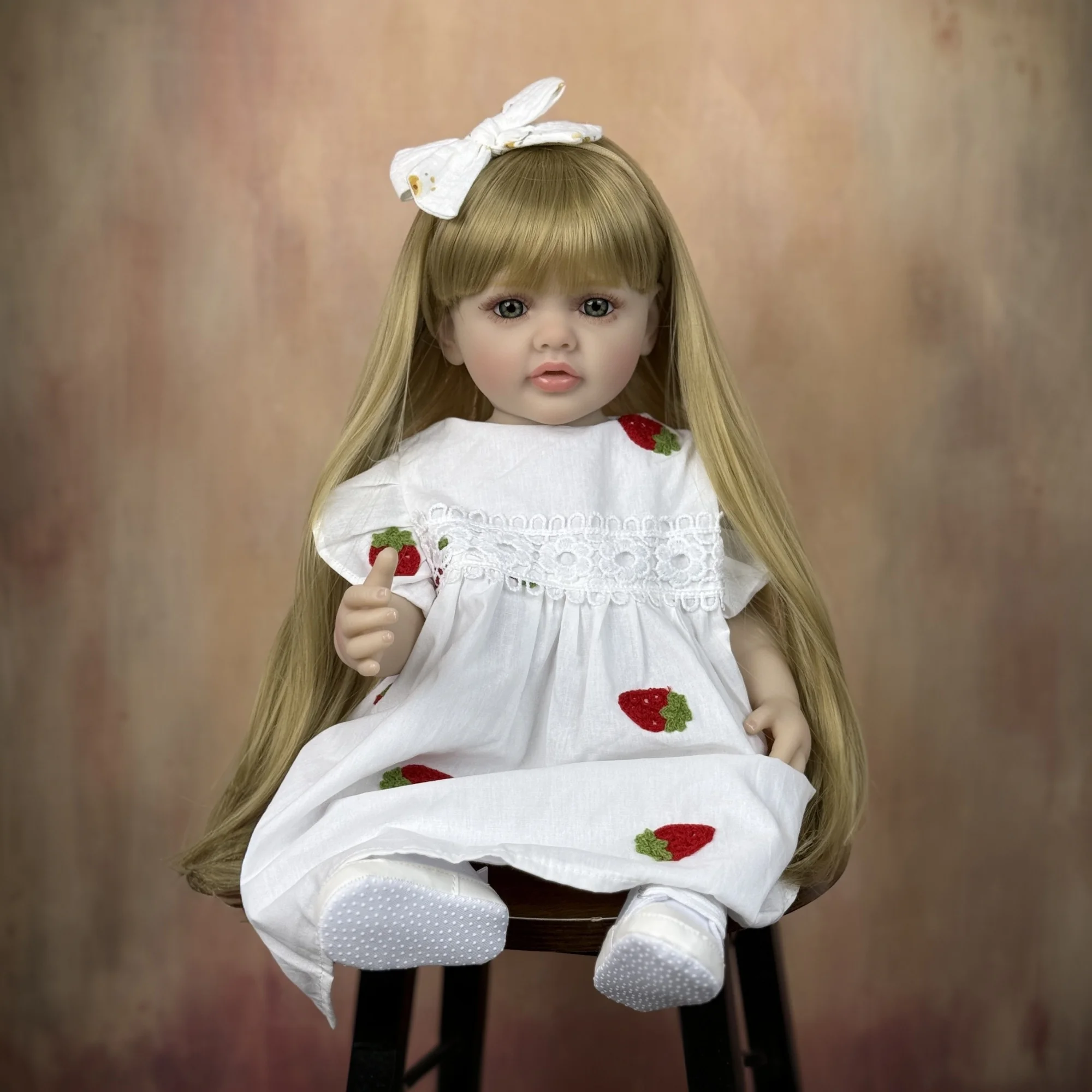 55 CM 22 Inch Full Vinyl Body Reborn Baby Beautiful Girl Doll Lifelike Realistic Long Hair Princess Toddler Bebe