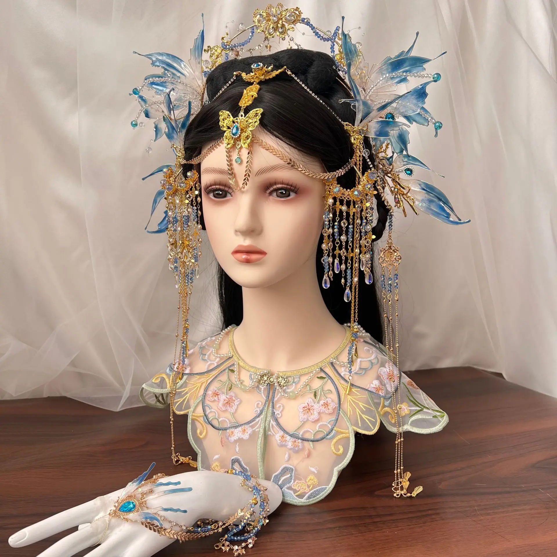 

Chinese-style Hanfu butterfly and Flower Sweet Princess Headband 6pcs Hair Accessory Set with Ancient Style Elements