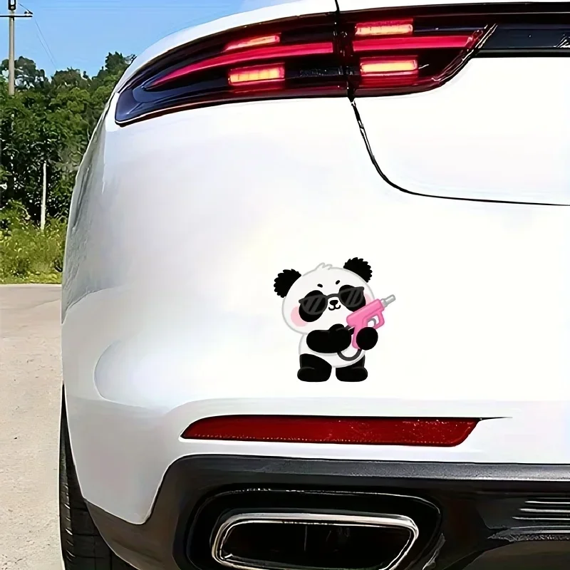 1 adesivo Panda alla moda con pistola ad acqua - Vibrazione giocosa, decalcomania decorativa rimovibile per custodie per telefoni, custodie per tablet e chitarra