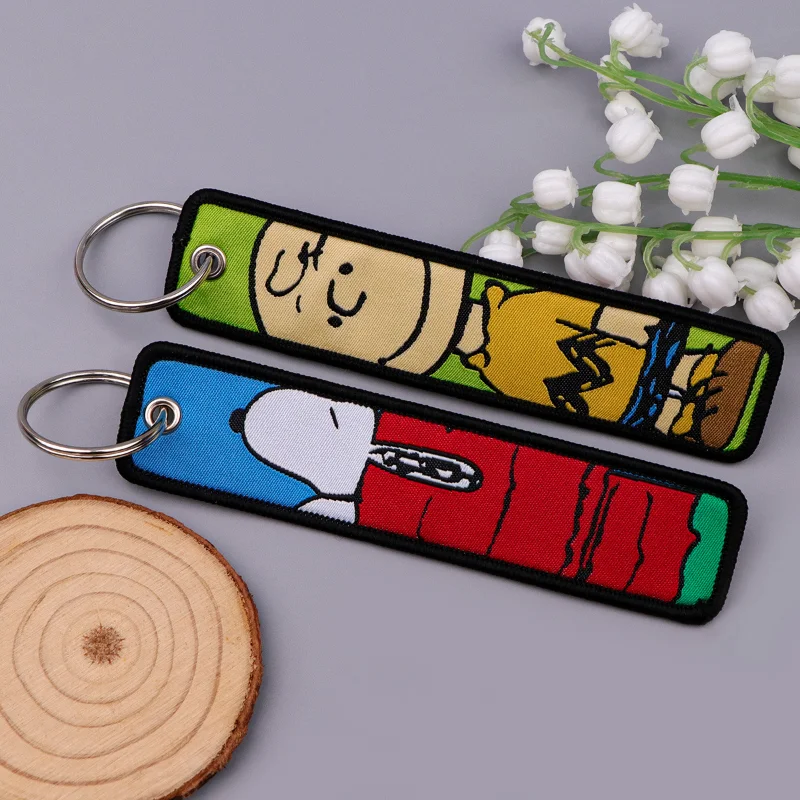 

Kawaii Snoopy брелки для ключей с героями мультфильмов, мотоциклы, автомобили, рюкзак, брелок, аксессуары, модный брелок для ключей, подвеска, украшение, подарки