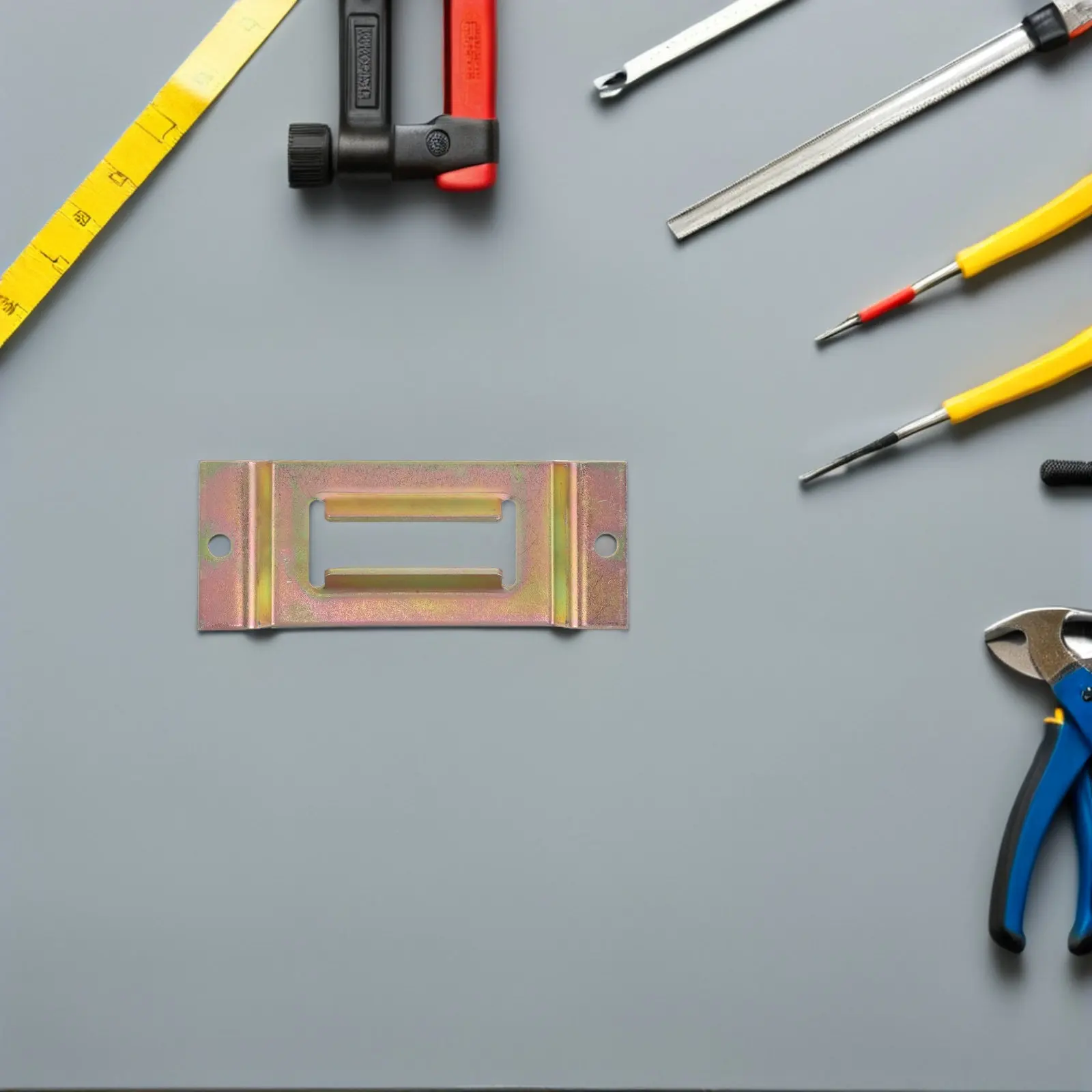 

Комплект из 4 креплений для грузовых платформ: стабильные анкеры для крепления грузов на E-образных направляющих, сверхмощные одинарные крепления для рельсов