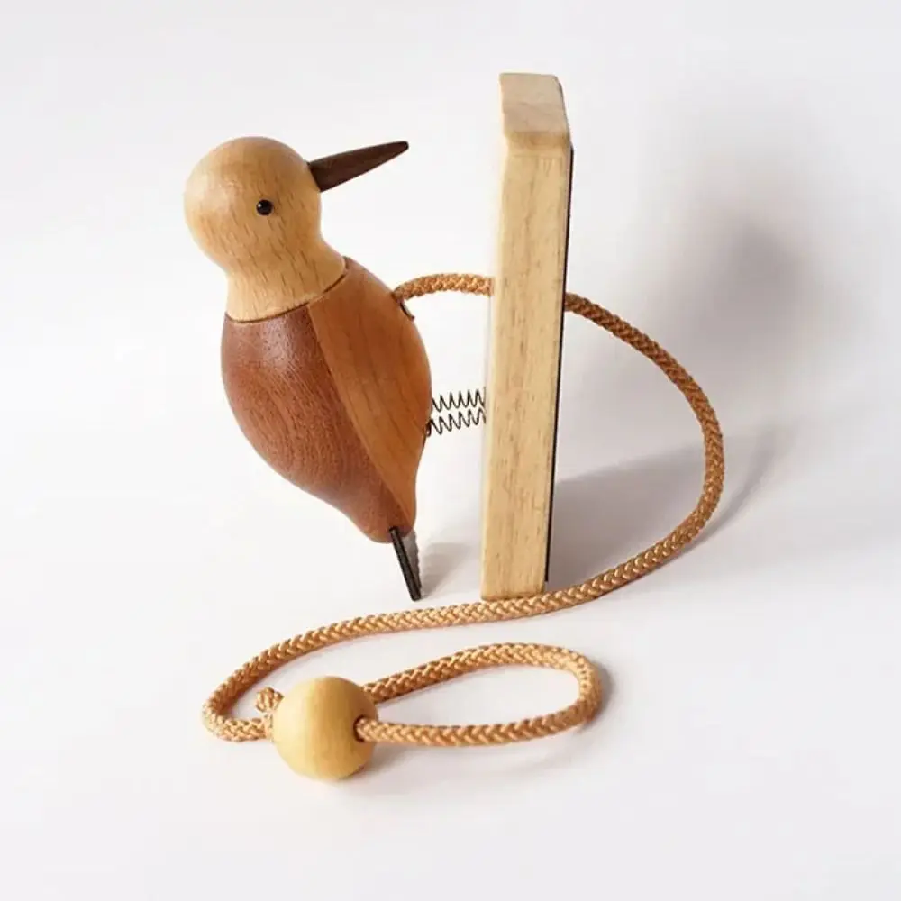 Housewarming Door Knocker Retro Handmade Pendant Doorbell Cute Woodpecker Design Beautiful Wooden Woodpecker Guest Arrival