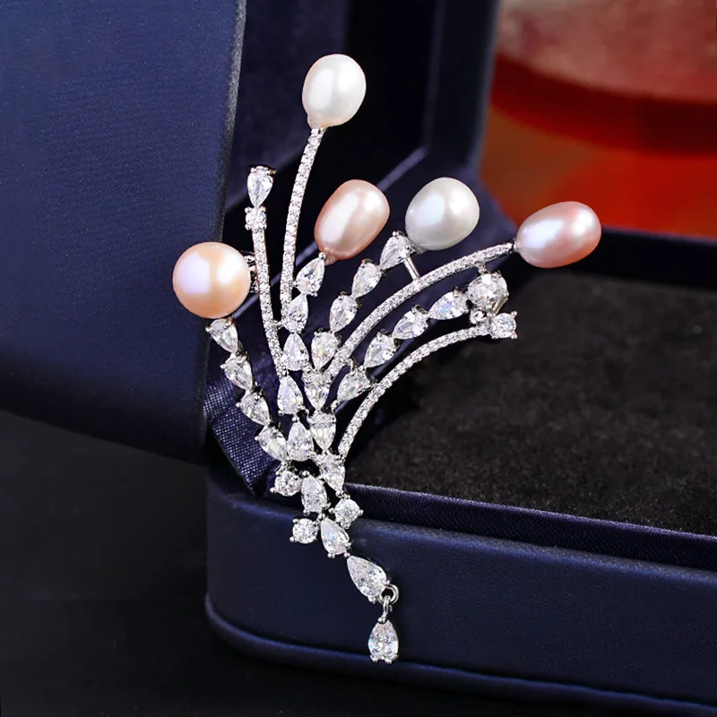 Exquisite Micro-inlaid Zircon Freshwater Pearls Wheat Ears Brooch for Women Fashionable High-end Suit Jacket Accessories Pins
