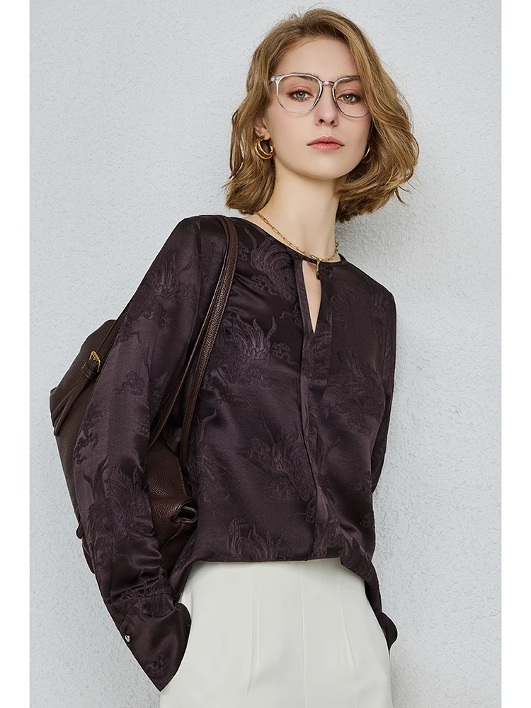 

Летний топ UNQ из шелка 28 момме с длинными рукавами, V-образным вырезом, ажурными элементами и круглым вырезом, свободного кроя, в стиле OL, с пуговицами