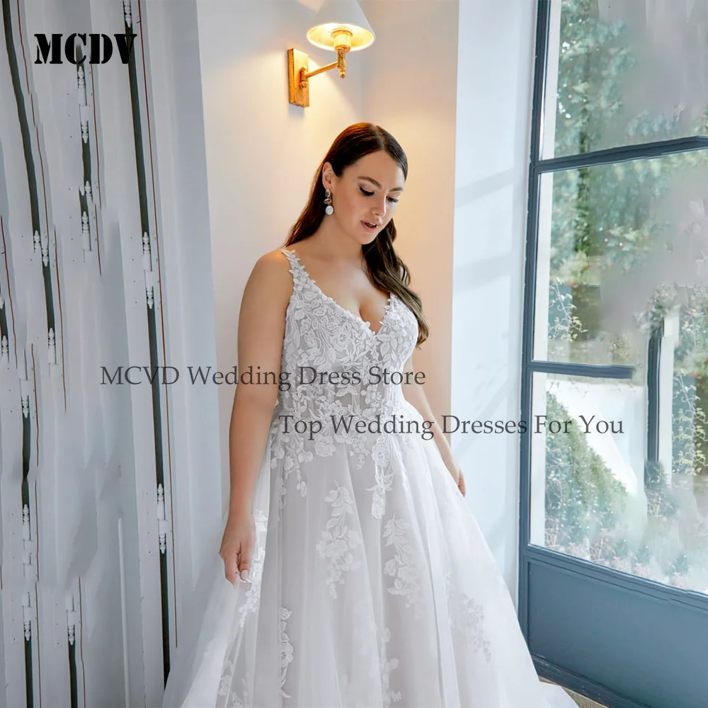 

MCDV Sleeveless Wedding Dresses Plus Size Women Applique V-Neck Bride Gowns Backless Boho vestido de novia boda Customized