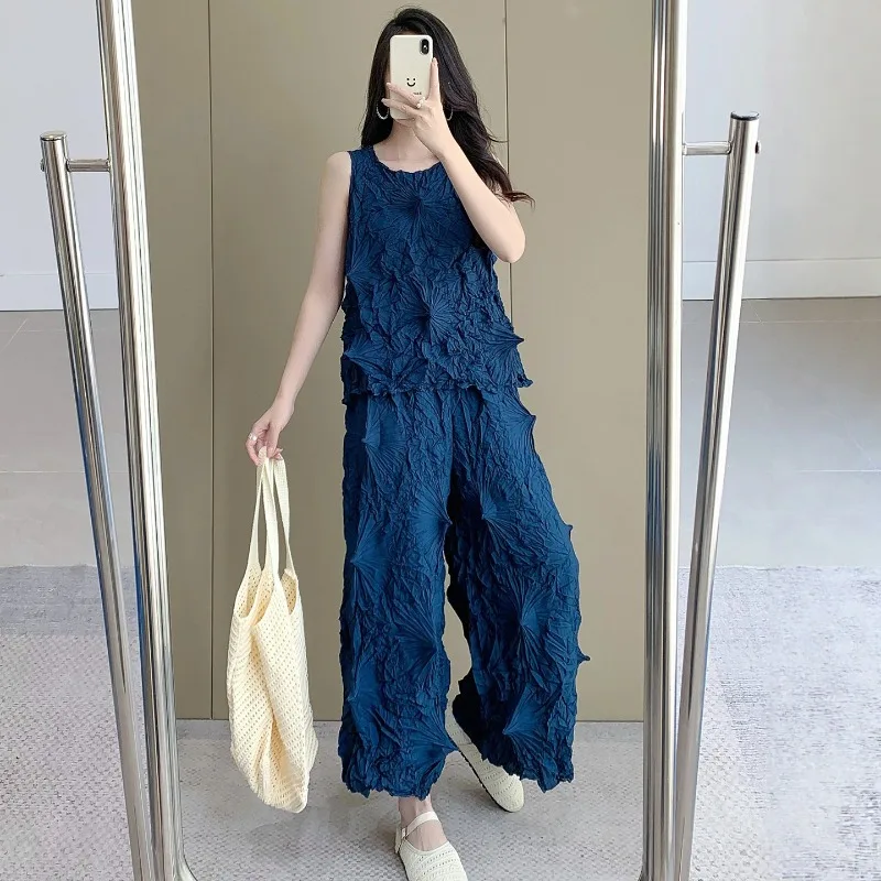 

Miyake Pleated T-Shirt 2026 Summer New Vest Top with Plus Size Stretch Wide-Leg Pants Women's Lightweight Vacation Clothing