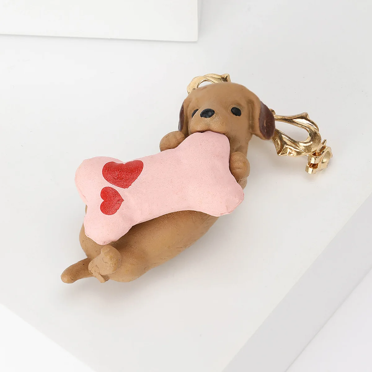 Creative Cute Enamel Puppy Dog Brooches For Women Men Coat Suit Personalized Alloy Lovely Dog Biting Pillow Animal Brooch Pins