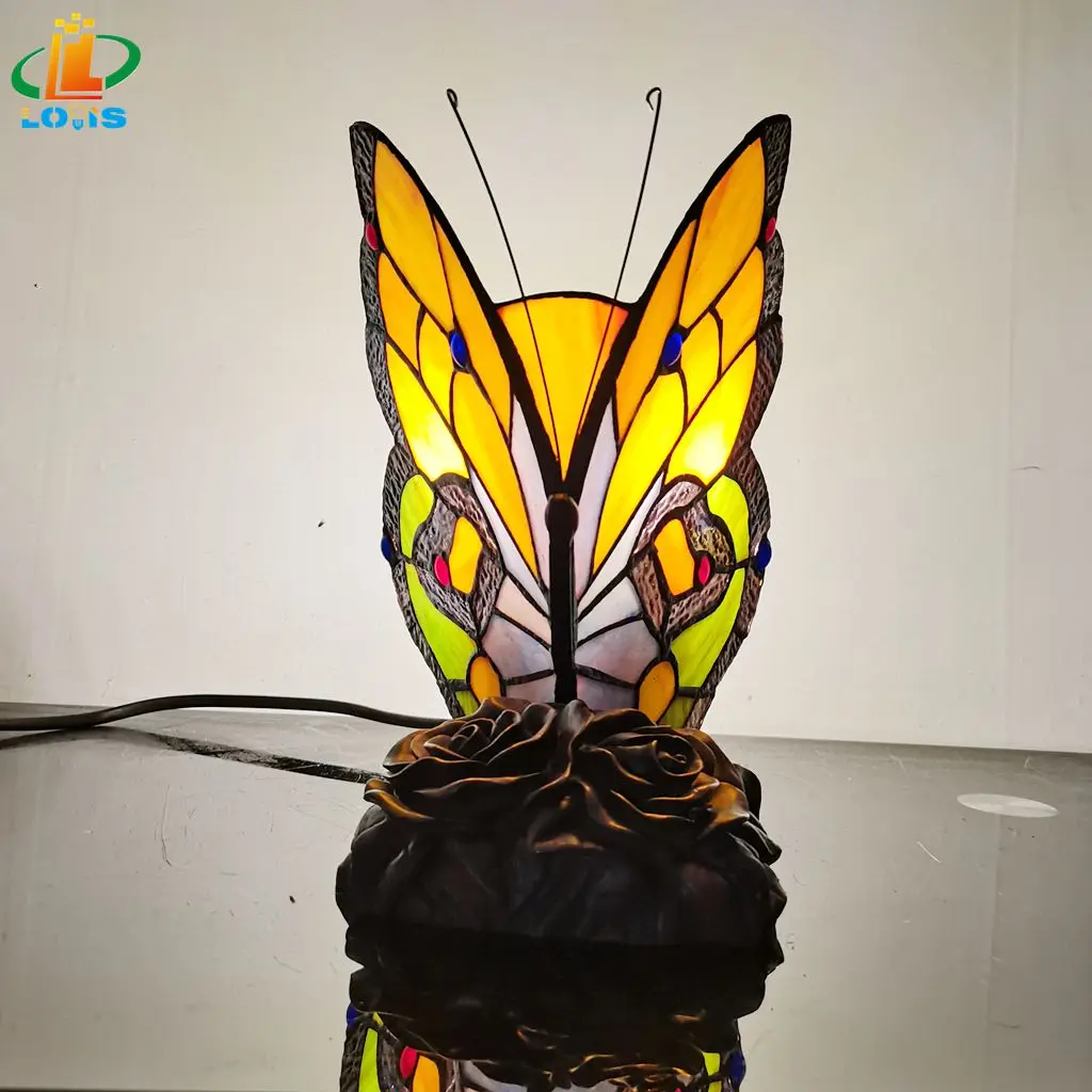 American Butterfly Night Light Tiffany Style Children's Room Bedroom Breastfeeding Light Decoration Bar Glass Decorative Light