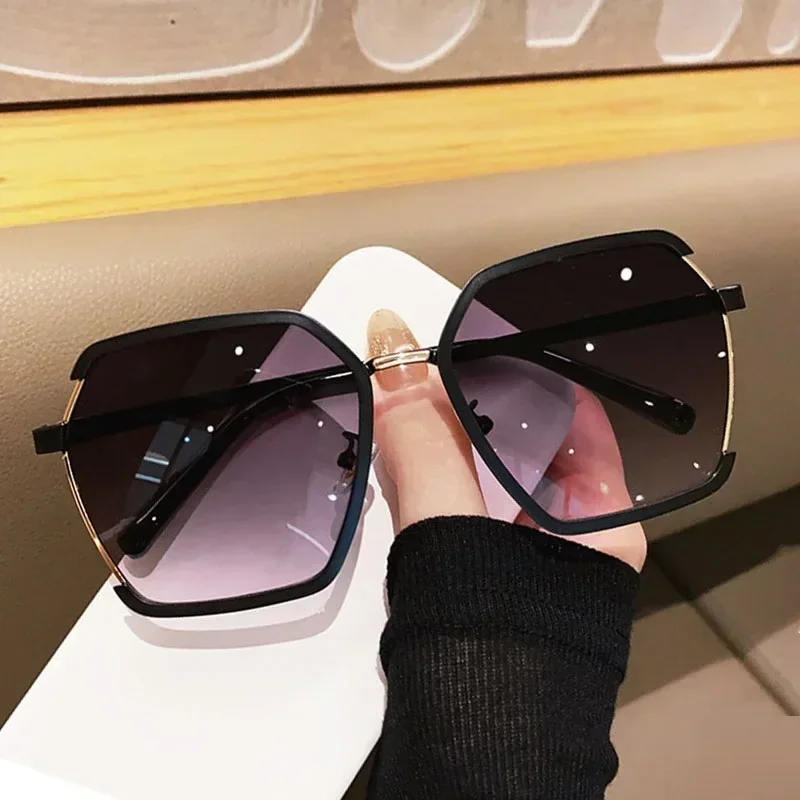 

New Women Square Sunglasses for Men Oversized White Tea Original Brand Design Sun Glasses Female Shades Travel Sunshade