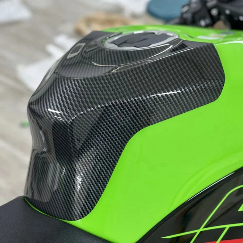 

M0t-rЗащитная крышка топливного бензобака мотоцикла для KAWASAKI Ninja ZX6R ZX-6R 2019-2024 из углеродного волокна