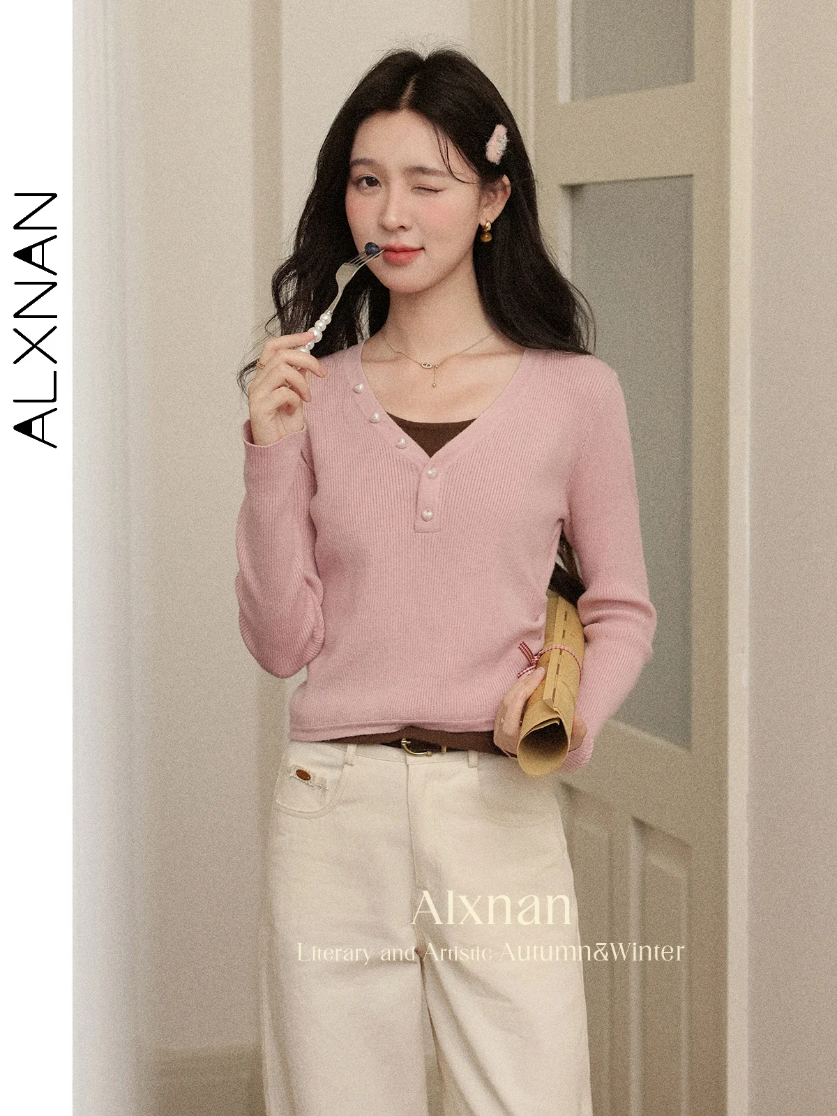 

Женский розовый свитер ALXNAN больших размеров, имитация двухслойности, с V-образным вырезом, пуловер, весна 2026, повседневный элегантный топ с длинным рукавом, D12557