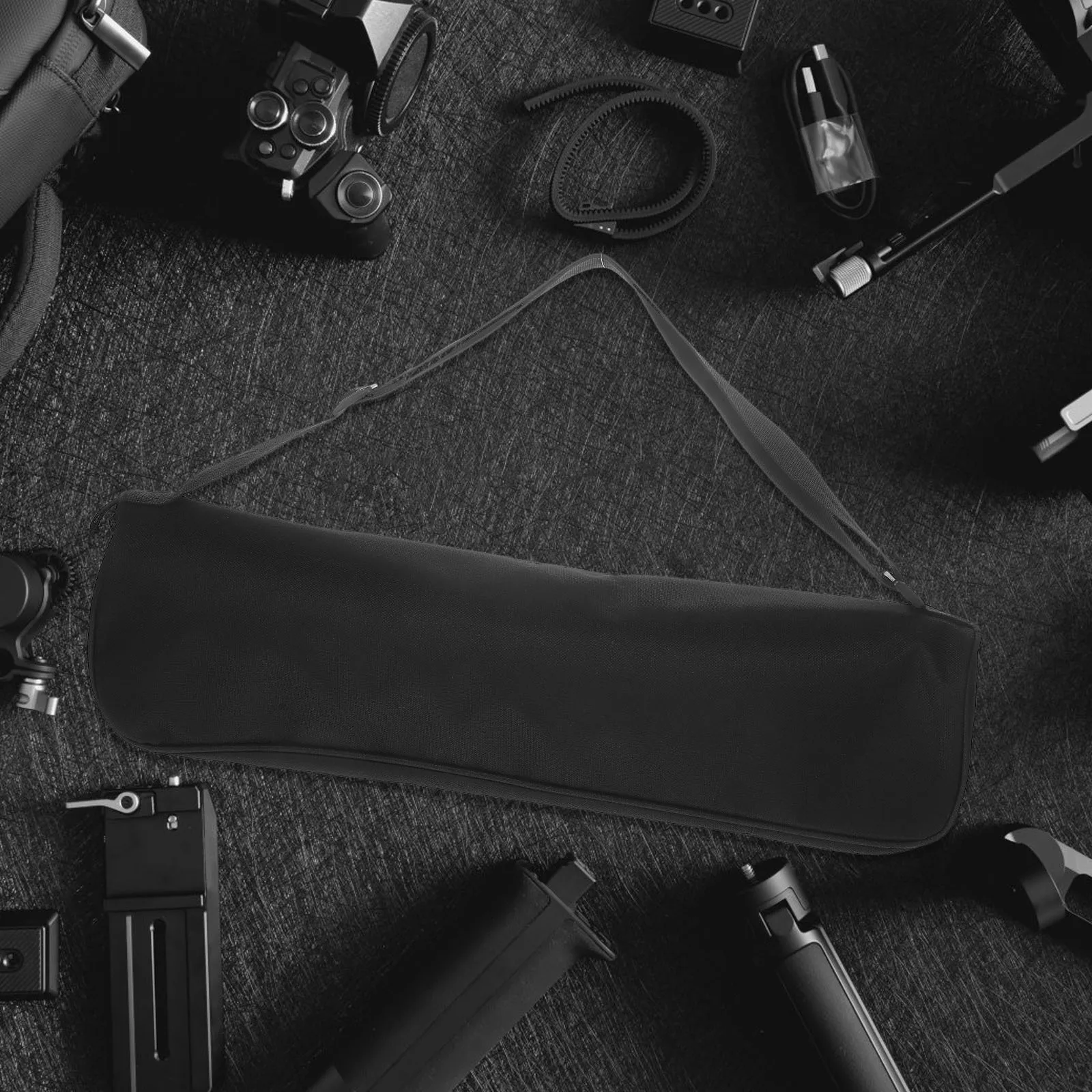 

Tripod Storage Bag Wear Resistant Splashproof Nylon Material Adjustable Single Shoulder Strap Carry Case for Tripod Mic Stand