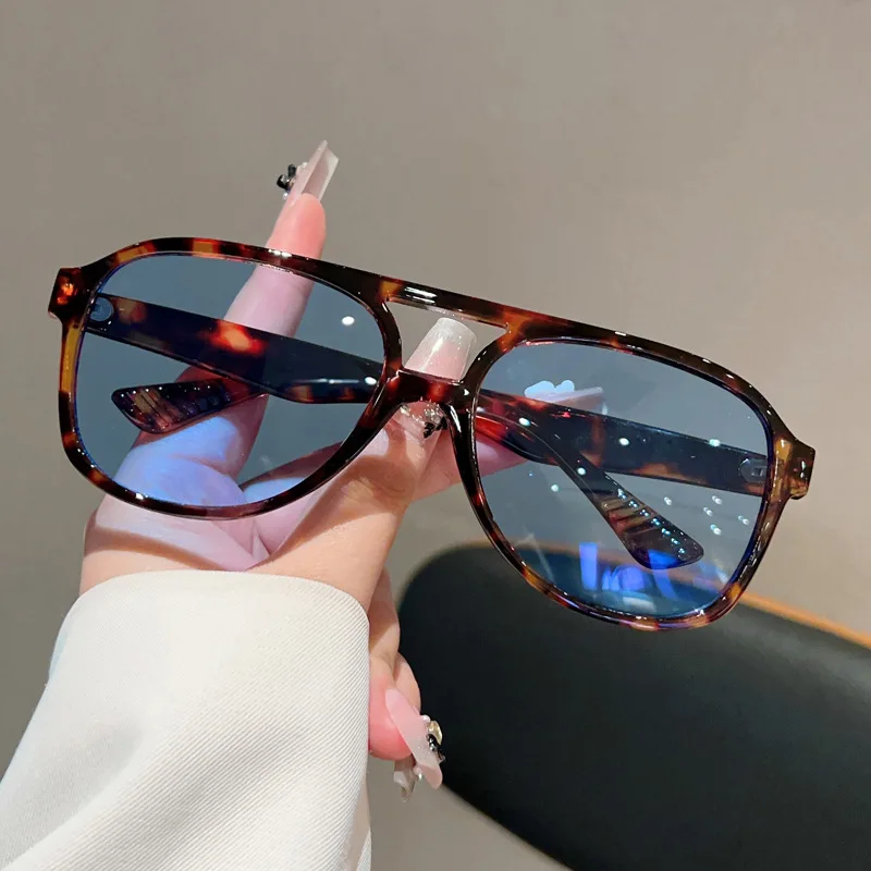 2026 Neue Doppelbrücken-Retro-Sonnenbrille Unisex Modisch und Vielseitig Froschaugen-Pilotenbrille mit Eckigem Rahmen UV400 – Detail 7