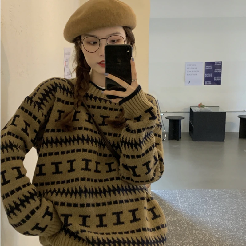 

Autumn and Winter New Sweater Women Lazy Style O-neck Pullover Diamond Plaid Sweater Loose Versatile Knitted Sweater Female