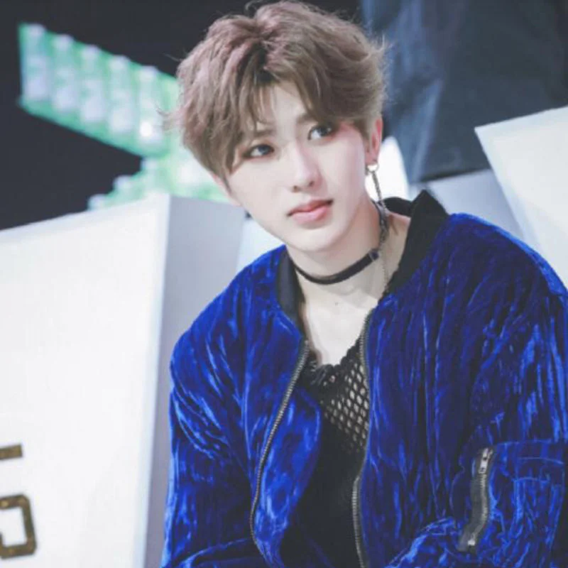 개별화된 대형 메쉬 할로우 아웃 긴팔 티셔츠, 같은 유형의 댄스 남성 Cai Xukun 같은 유형