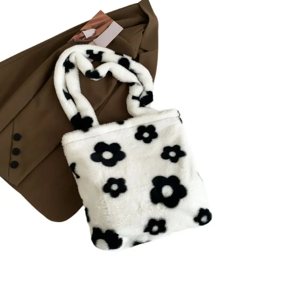 Fluffy Flower Plush Tote Bag Sweet Large Capacity Handbag Plush Shoulder Bag Underarm Bag Crossbody Bag Star Tote Bag Winter