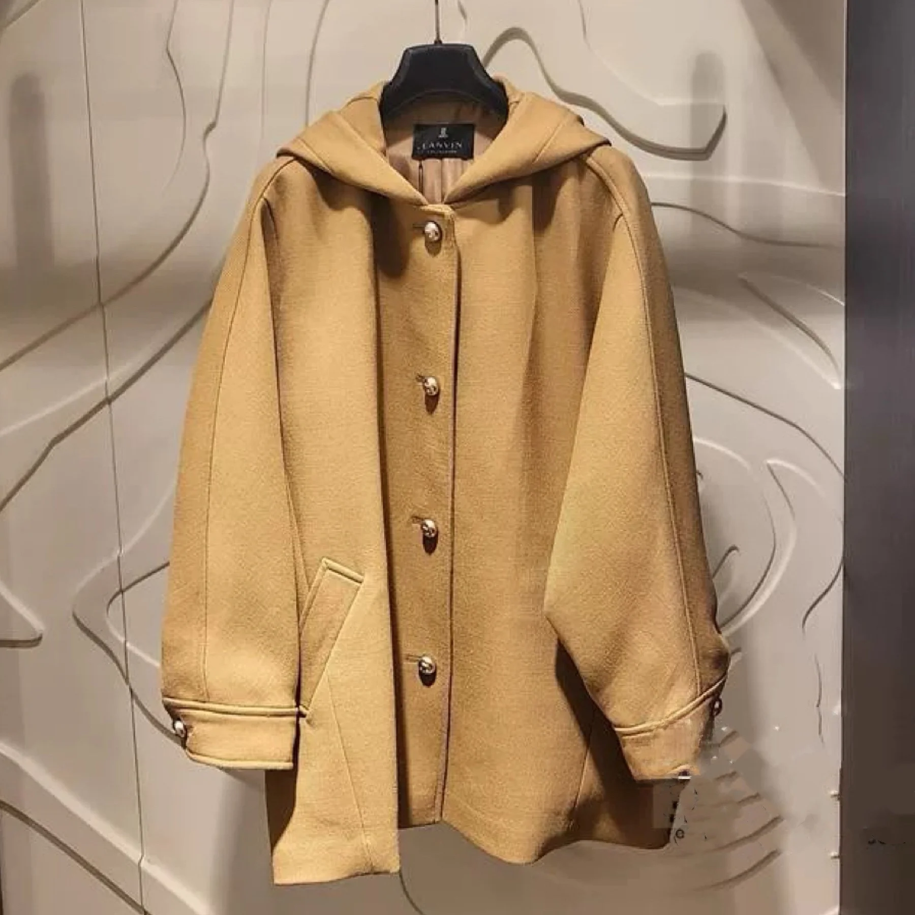 

L@NVlN 2024, осеннее повседневное универсальное высококачественное шерстяное пальто трапециевидной формы с широкими плечами и капюшоном для похудения для женщин