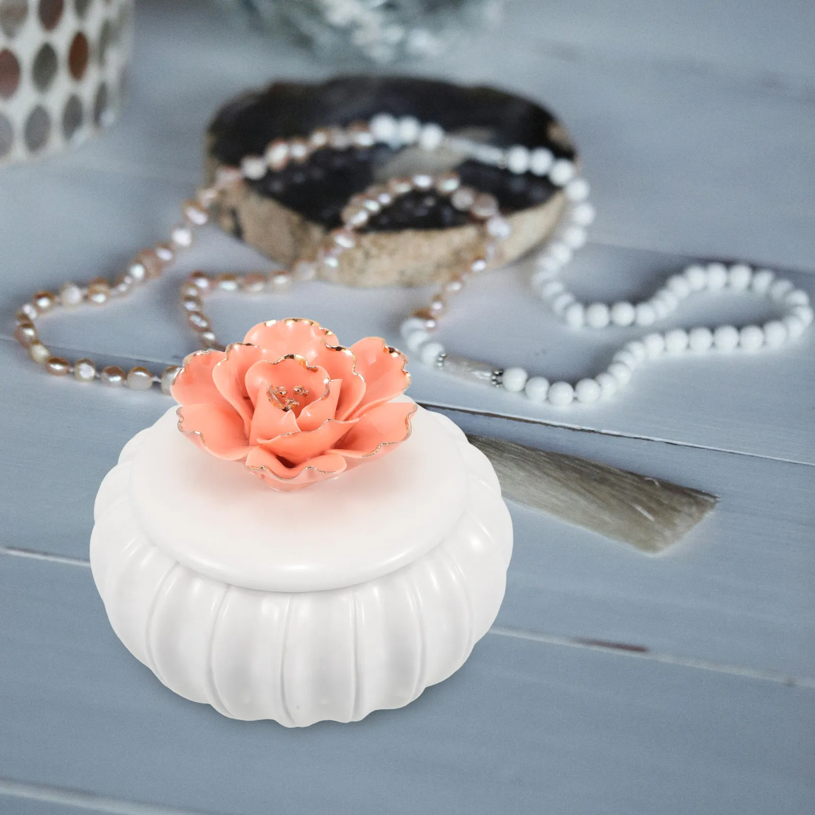 

Маленькая керамическая шкатулка для украшений в скандинавском стиле, расписанная вручную, декоративный органайзер для колец, серег, браслетов